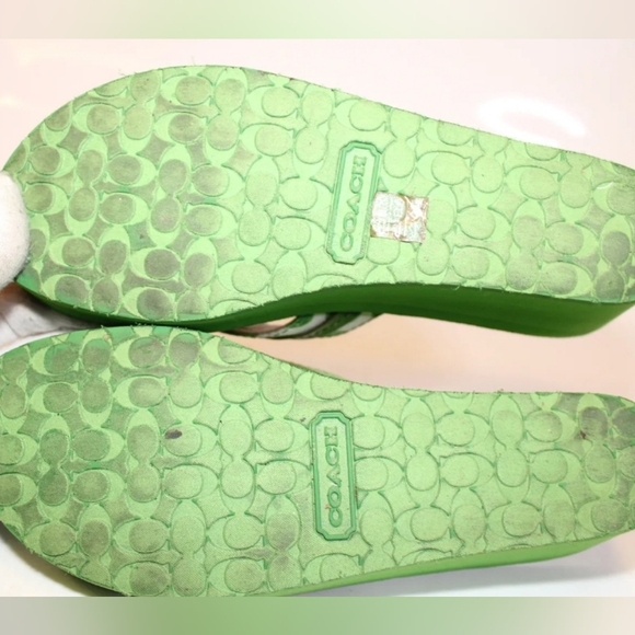 Coach Jaden 7.5 Green Printed Sandals Wedge Flip Flops Heels Shoes - Picture 13 of 14